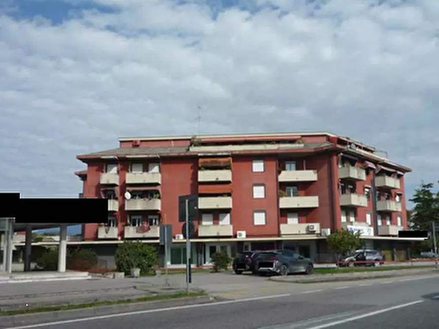 Immagine 1 di Appartamento in vendita  in Viale Italia a Conegliano