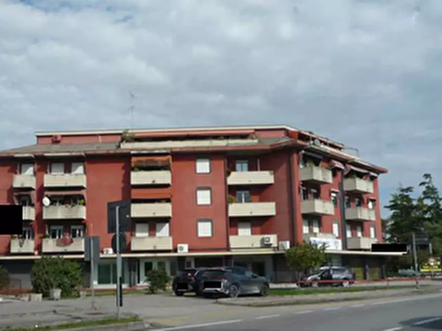 Immagine 7 di Appartamento in vendita  in Viale Italia a Conegliano