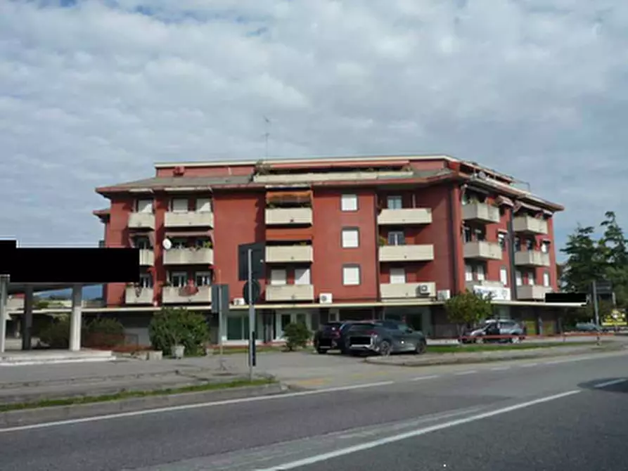 Immagine 10 di Appartamento in vendita  in Viale Italia a Conegliano
