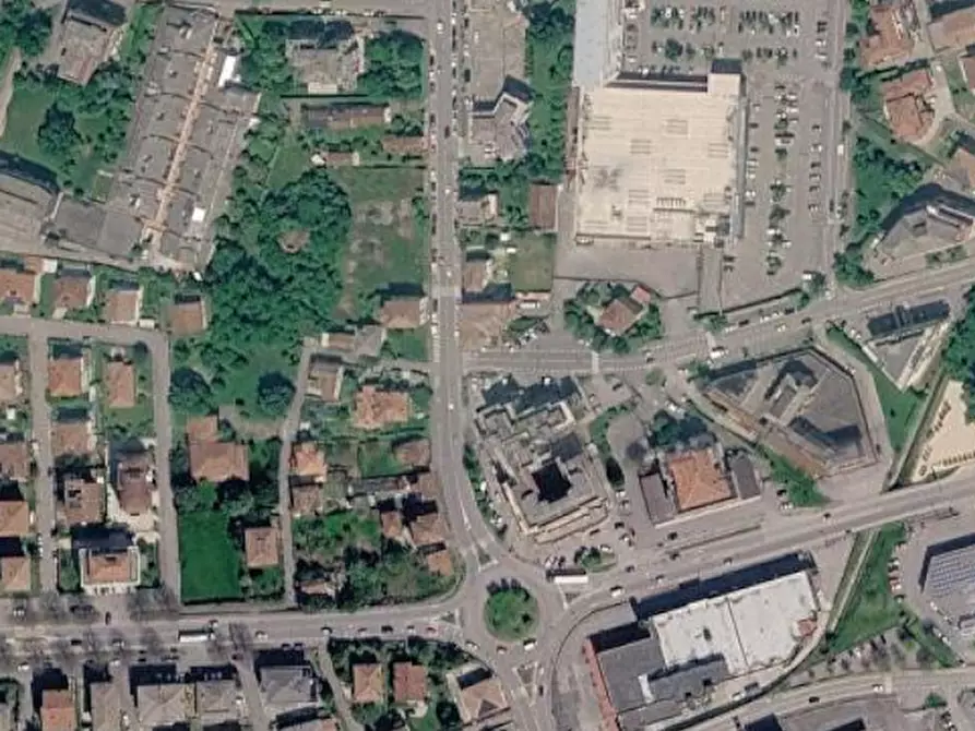 Immagine 13 di Appartamento in vendita  in Viale Italia a Conegliano