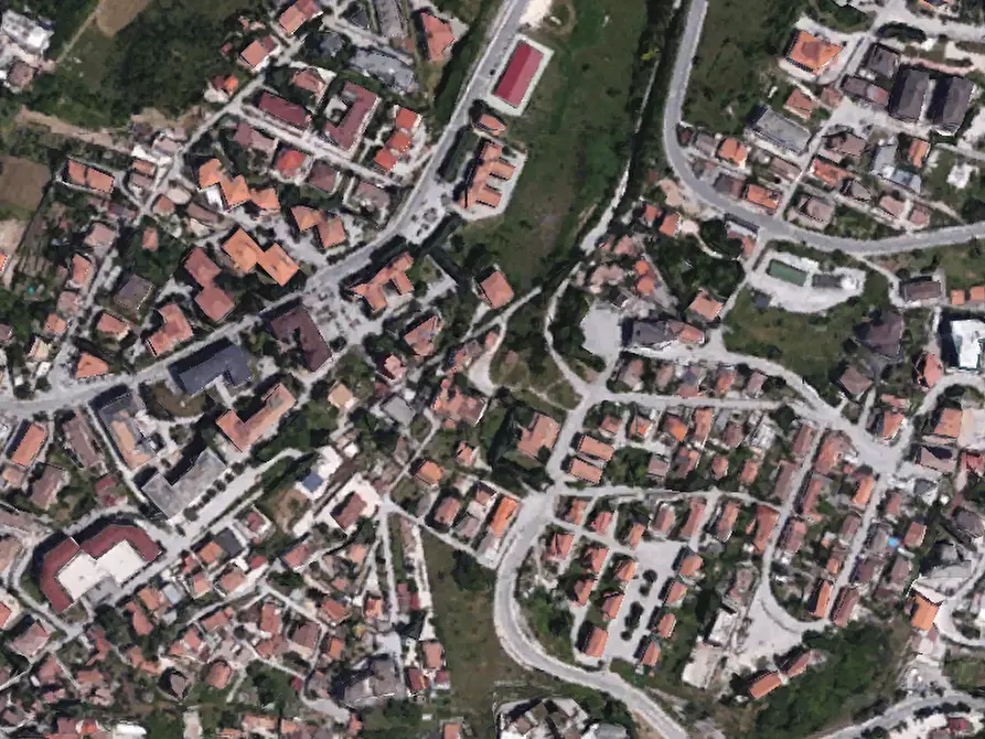 Immagine 14 di Posto auto in vendita  in Via Monte Terminillo a L'aquila