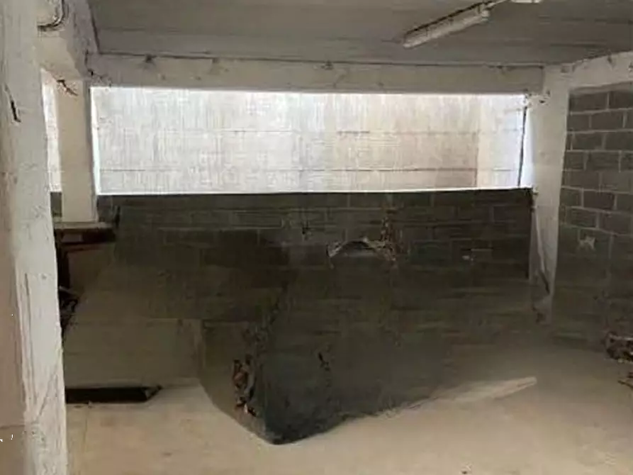Immagine 2 di Posto auto in vendita  in Via Monte Terminillo a L'aquila