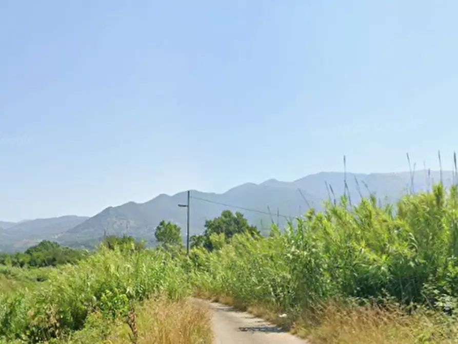 Immagine 8 di Magazzino in vendita  in Via Varlese a Cassino