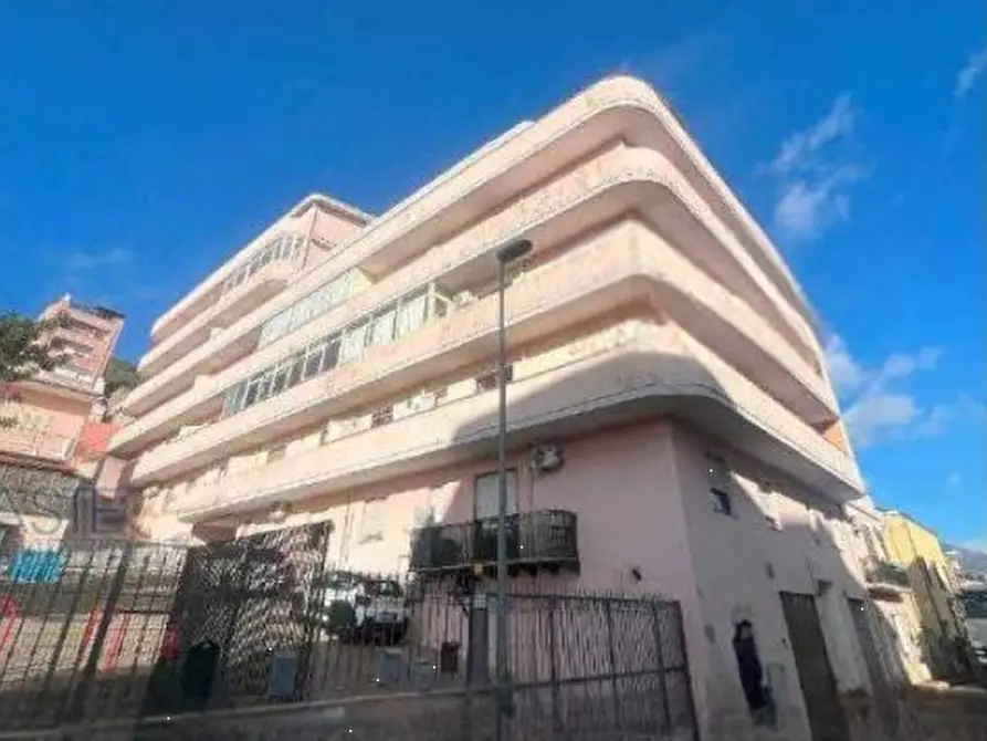 Immagine 1 di Appartamento in vendita  in Via Trexenta a Iglesias