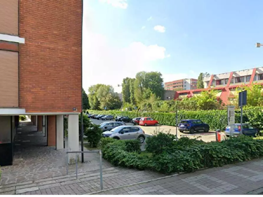 Immagine 2 di Appartamento in vendita  in Via Ruggero Leoncavallo a Pieve Emanuele