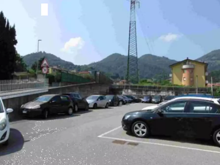 Immagine 5 di Capannone industriale in vendita  in Via Pietro Noris a Alzano Lombardo