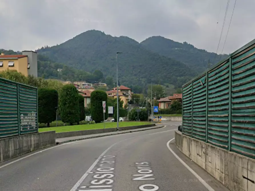 Immagine 13 di Capannone industriale in vendita  in Via Pietro Noris a Alzano Lombardo