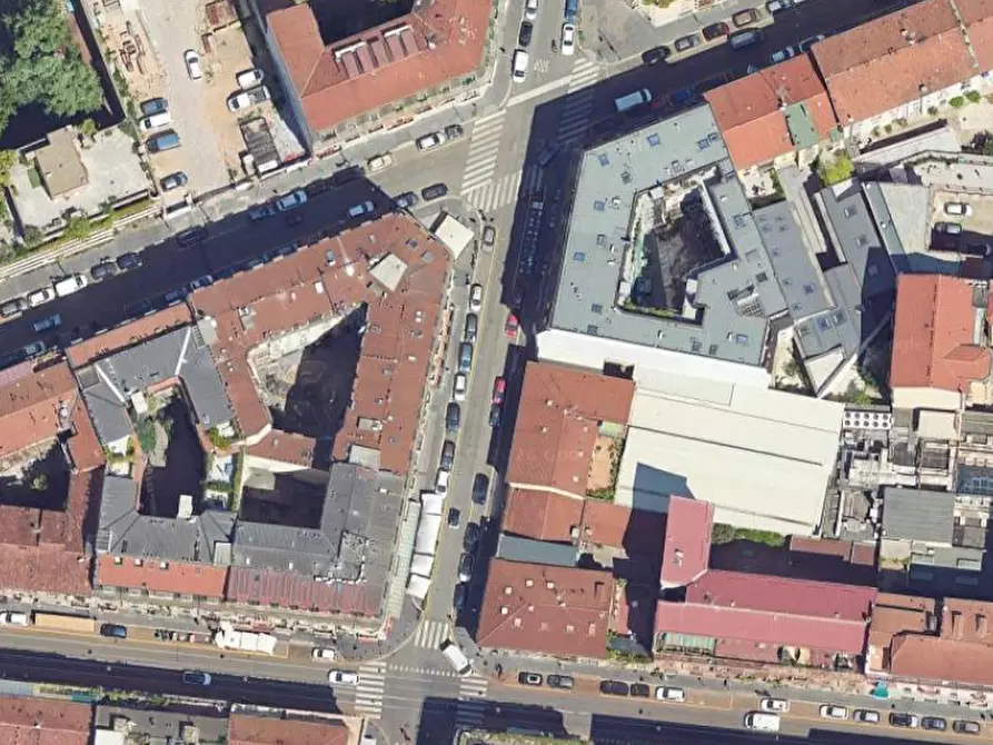 Immagine 10 di Appartamento in vendita  in Via Antonio Pollaiuolo a Milano