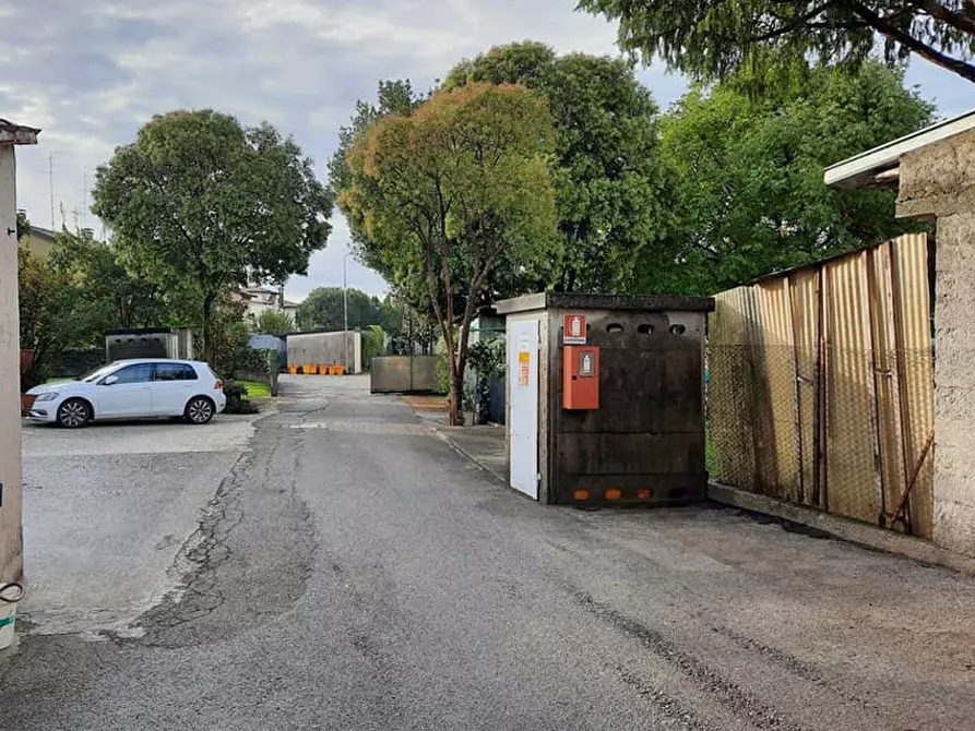 Immagine 4 di Appartamento in vendita  in Via Guglielmo Marconi a Caneva