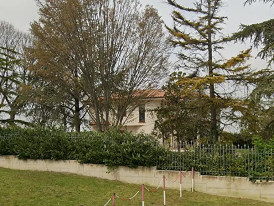 Immagine 5 di Villa in vendita  in Via Cardinali a Monte San Pietrangeli