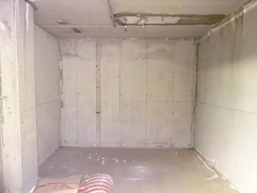 Immagine 4 di Garage in vendita  in Via Ambrogio Binda a Milano