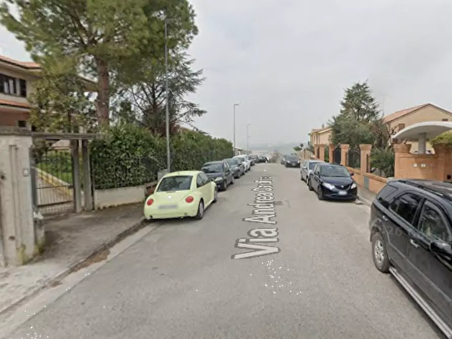 Immagine 19 di Villa in vendita  in Via Cardinali a Monte San Pietrangeli