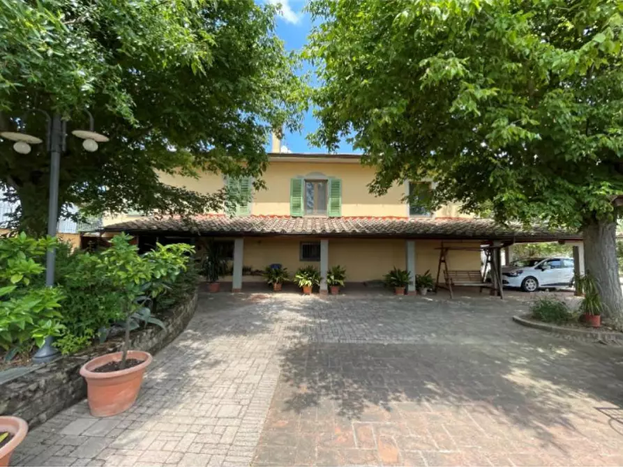 Immagine 2 di Villa in vendita  in Via Sommiano a Cerreto Guidi