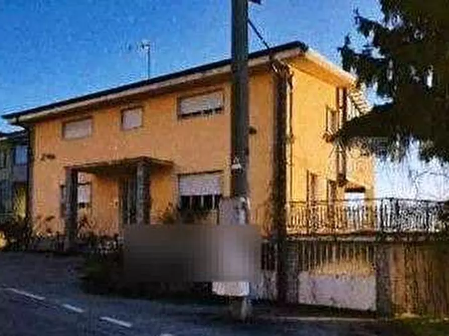 Immagine 1 di Ufficio in vendita  in Via Santo Stefano a Fossano