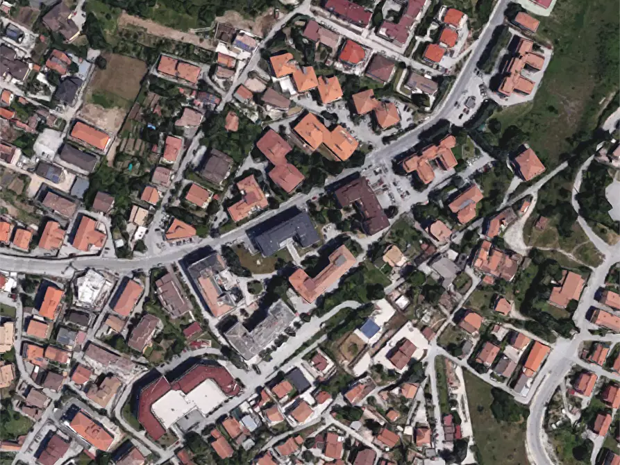 Immagine 4 di Magazzino in vendita  in Via Monte Terminillo a L'aquila