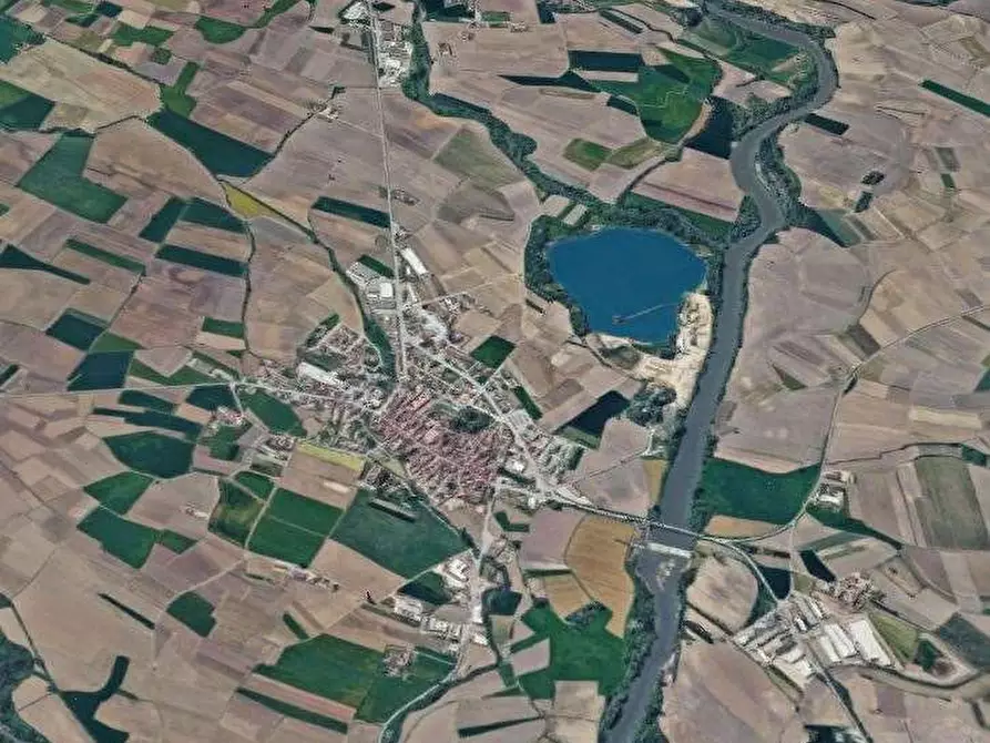 Immagine 9 di Garage in vendita  in Via Piave a Casalgrasso