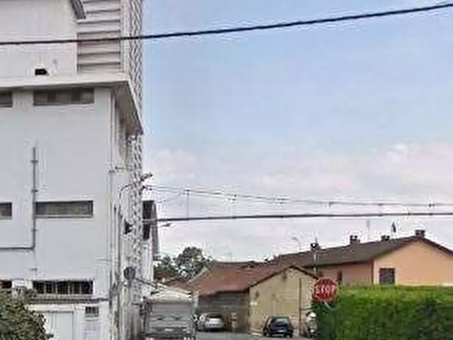 Immagine 4 di Garage in vendita  in Via Piave a Casalgrasso