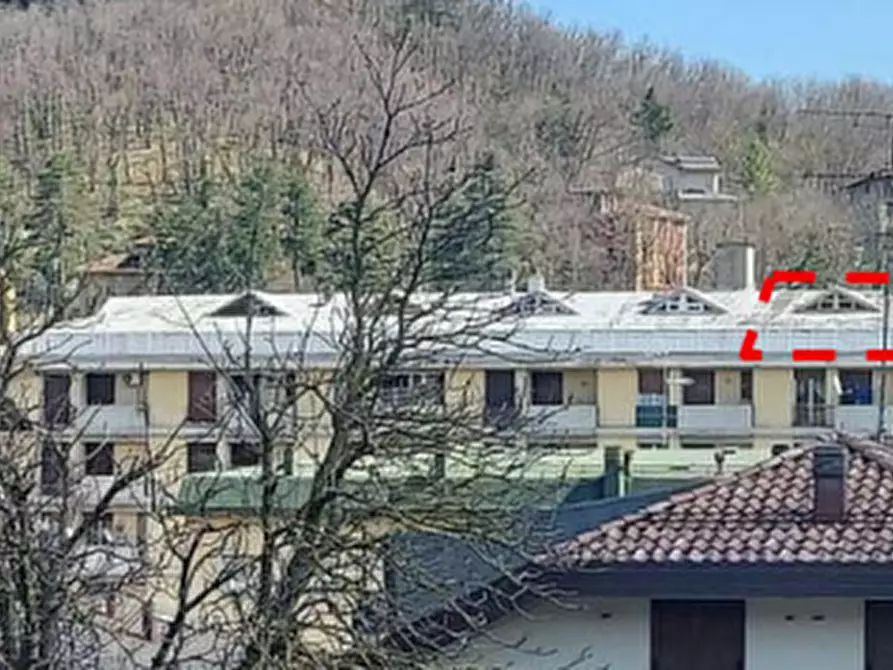 Immagine 9 di Appartamento in vendita  in Via Giardini a Pavullo Nel Frignano