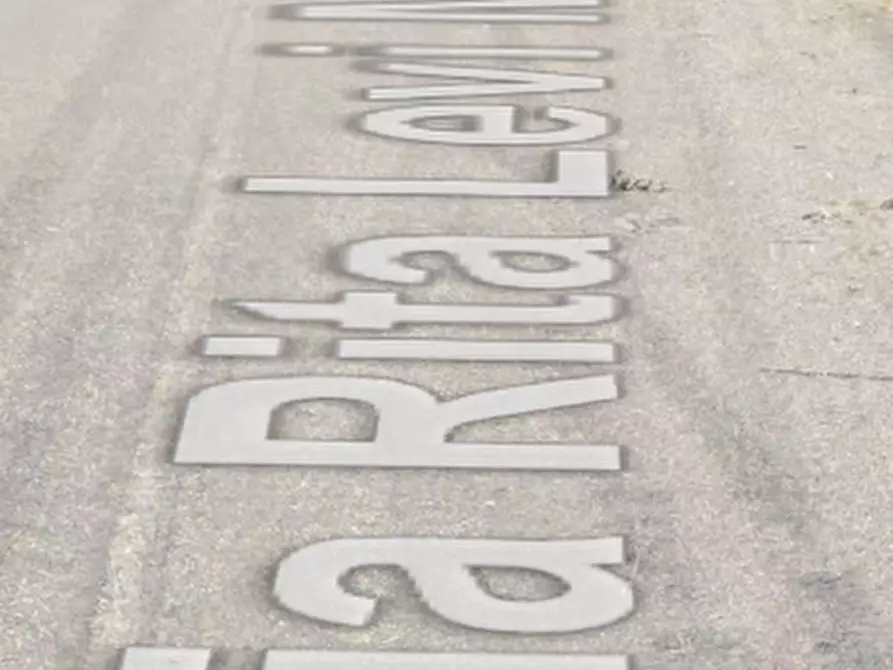 Immagine 8 di Posto auto in vendita  in Via Rita Levi Montalcini a Castelpetroso