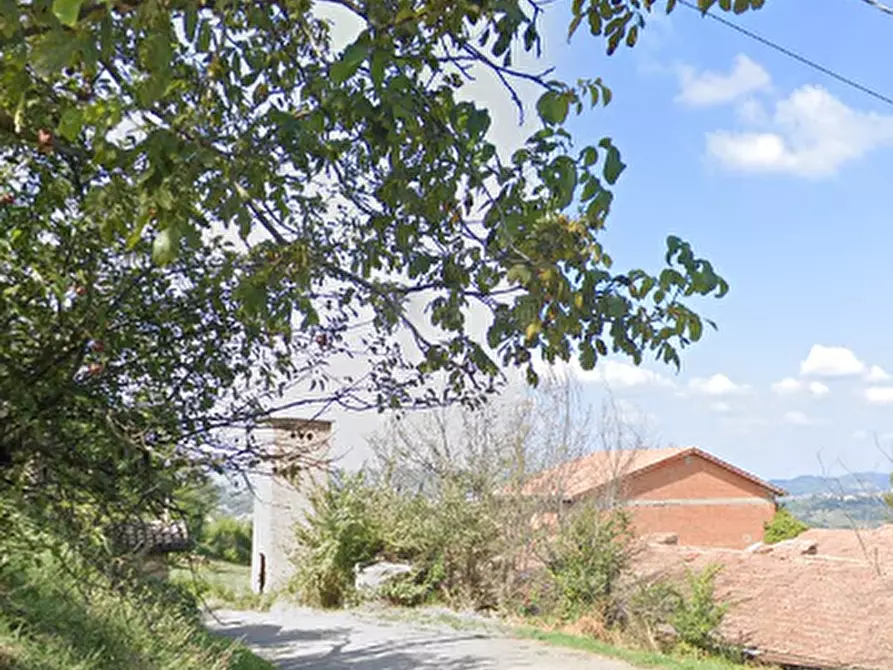 Immagine 4 di Garage in vendita  in Via Corciolano a Baiso