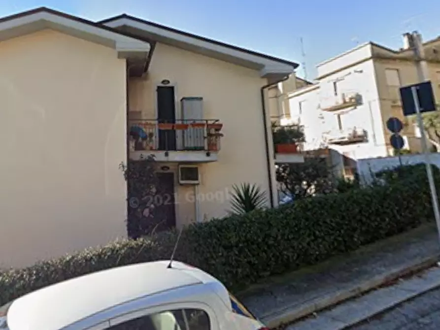 Immagine 6 di Appartamento in vendita  in Via Ugo Foscolo a Monte Urano