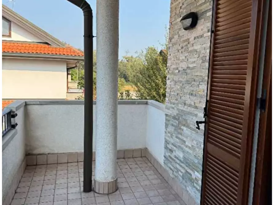 Immagine 7 di Villetta a schiera in vendita  in Via Pisa a Marnate
