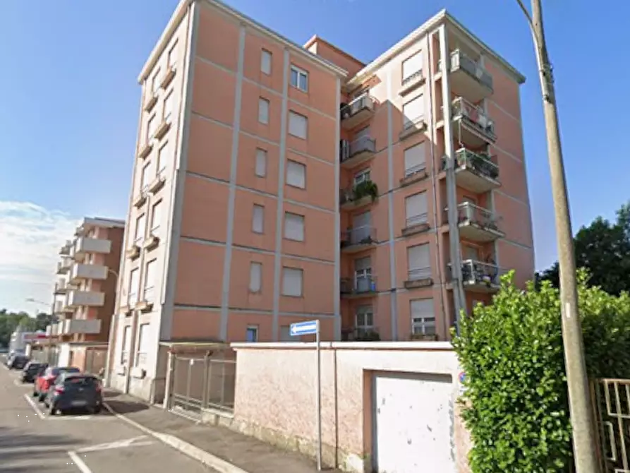 Immagine 2 di Appartamento in vendita  in Via Firenze a Castellanza