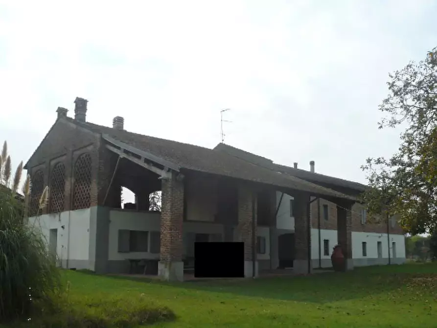 Immagine 1 di Rustico / casale in vendita  in Via Mezzanone a Caselle Landi