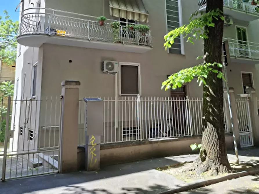 Immagine 7 di Garage in vendita  in Via Luigi Musini a Parma