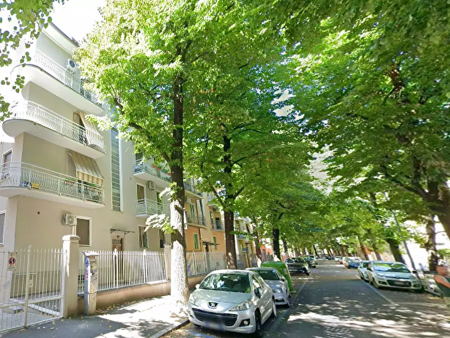 Immagine 12 di Garage in vendita  in Via Luigi Musini a Parma