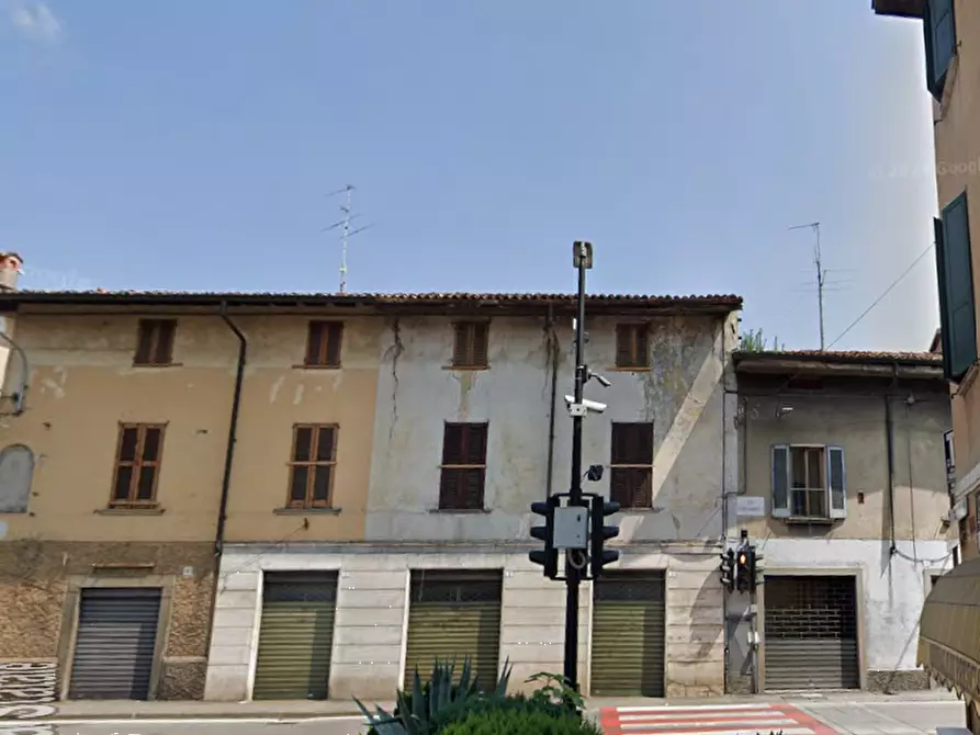 Immagine 8 di Negozio in vendita  in Largo Garibaldi a Coccaglio