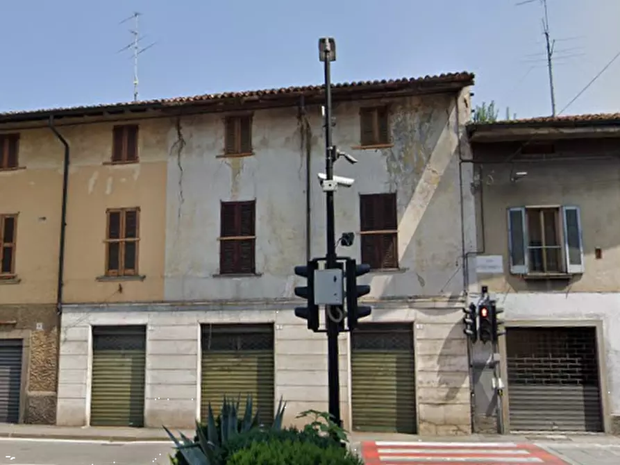 Immagine 13 di Negozio in vendita  in Largo Garibaldi a Coccaglio
