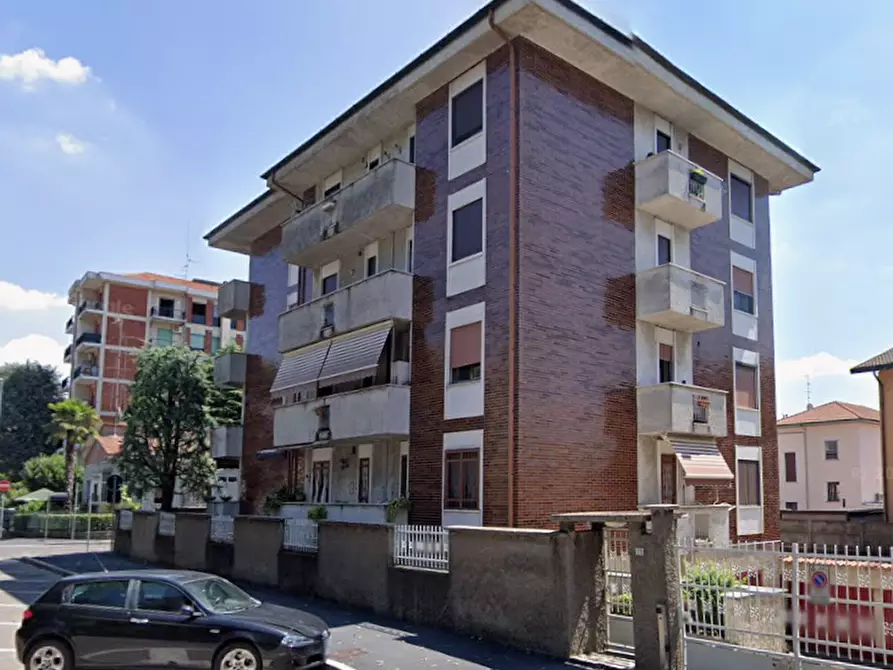 Immagine 2 di Appartamento in vendita  in Via Padre Vismara a Garbagnate Milanese