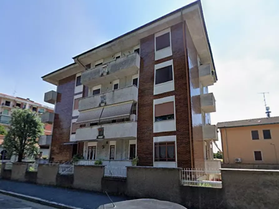 Immagine 6 di Appartamento in vendita  in Via Padre Vismara a Garbagnate Milanese