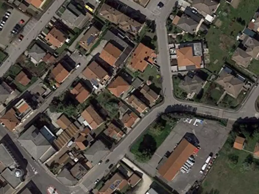 Immagine 13 di Negozio in vendita  in via Volta a Campagna Lupia
