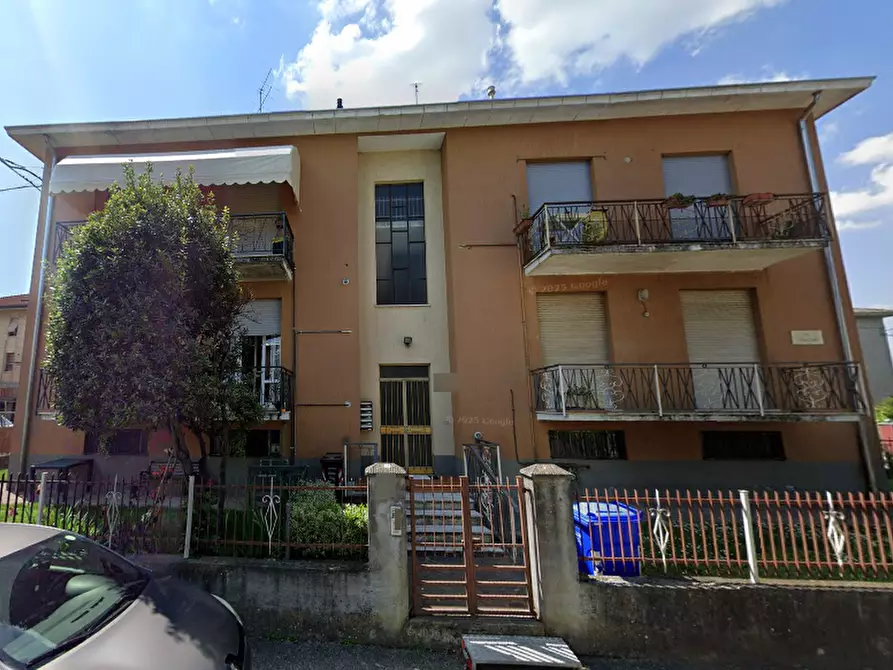 Immagine 1 di Appartamento in vendita  in Via Parmigianino a Medesano