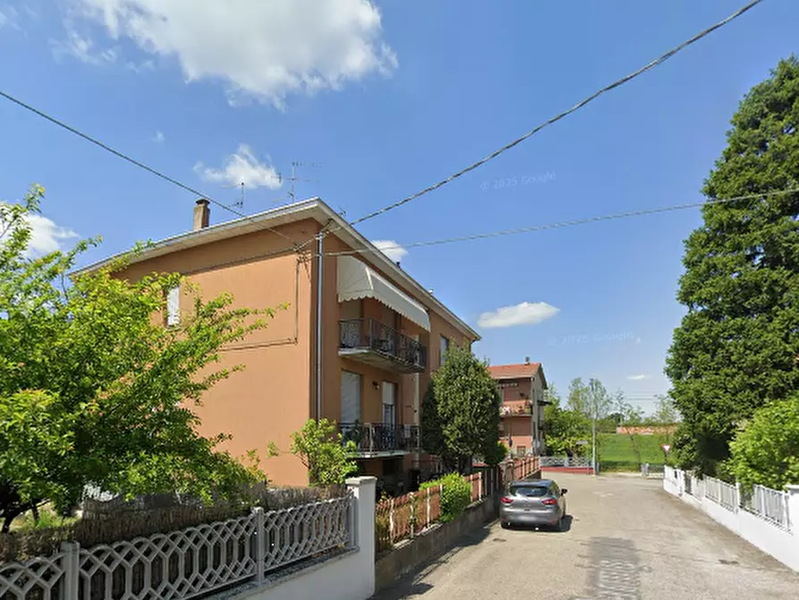 Immagine 6 di Appartamento in vendita  in Via Parmigianino a Medesano