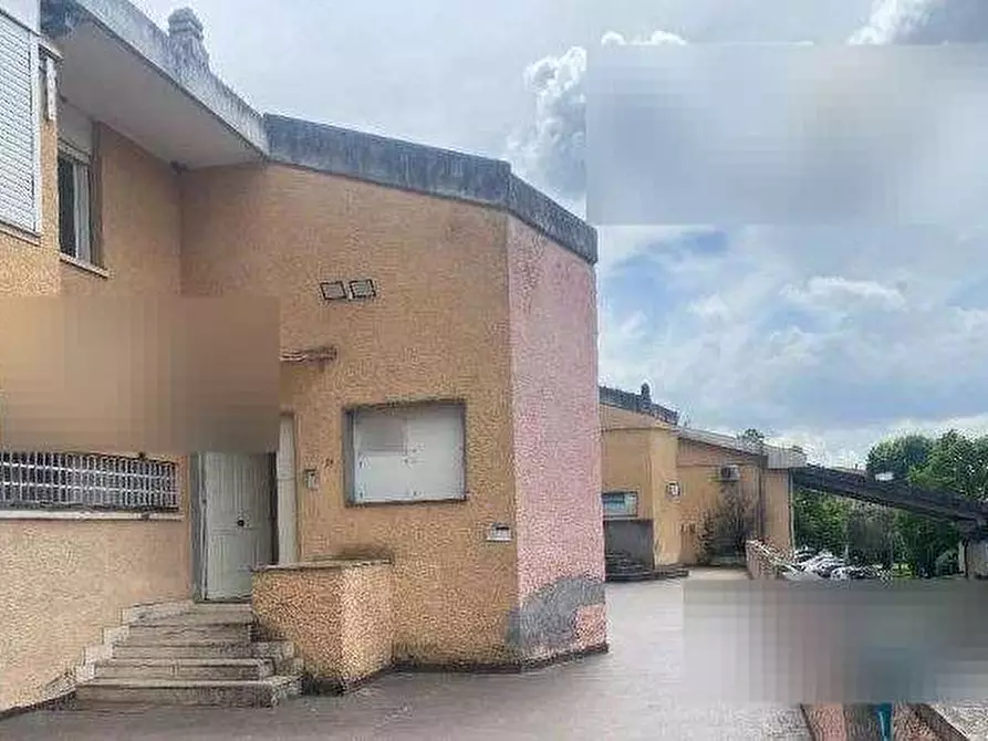 Immagine 1 di Appartamento in vendita  in Via Anton Giulio Bragaglia a Roma