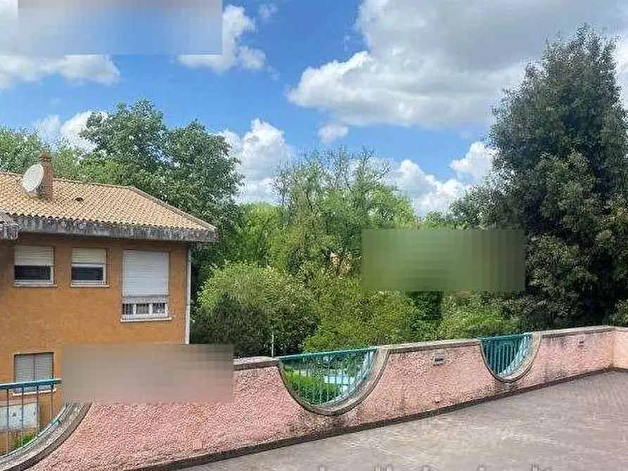 Immagine 2 di Appartamento in vendita  in Via Anton Giulio Bragaglia a Roma
