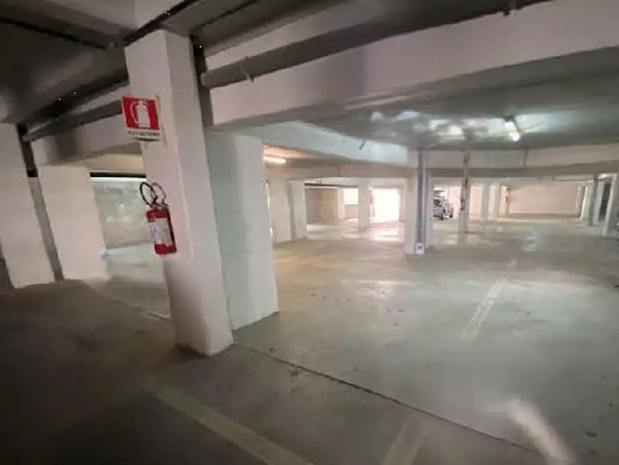 Immagine 1 di Posto auto in vendita  in Via Monte Terminillo a L'aquila