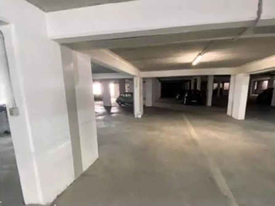 Immagine 1 di Posto auto in vendita  in Via Monte Terminillo a L'aquila