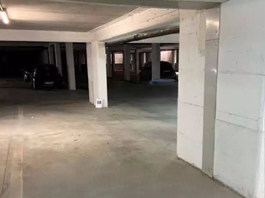 Immagine 1 di Posto auto in vendita  in Via Monte Terminillo a L'aquila