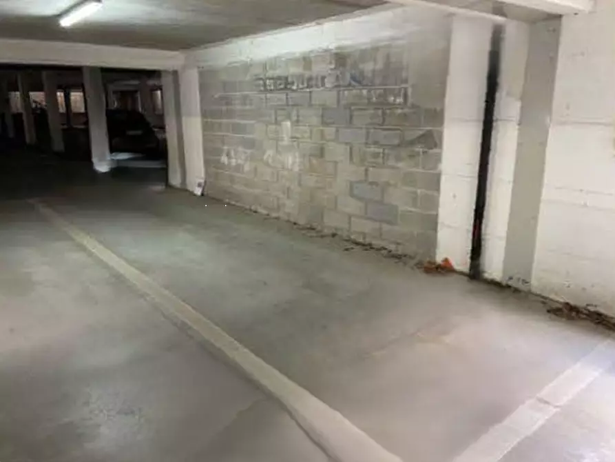 Immagine 1 di Posto auto in vendita  in Via Monte Terminillo a L'aquila