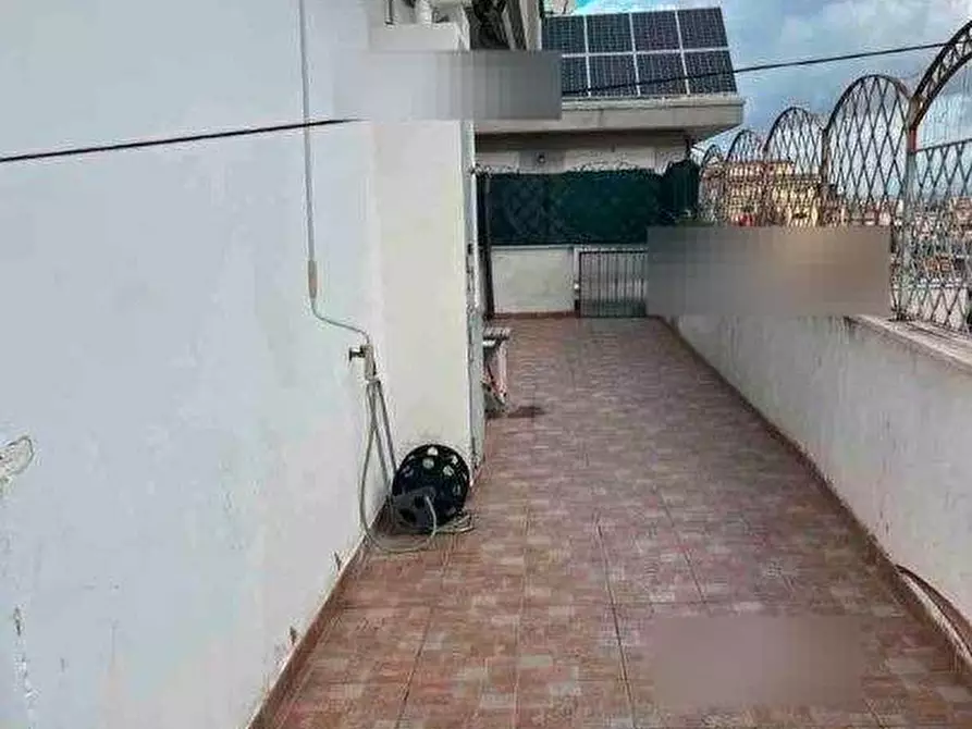 Immagine 3 di Appartamento in vendita  in Via dell'Airone a Roma