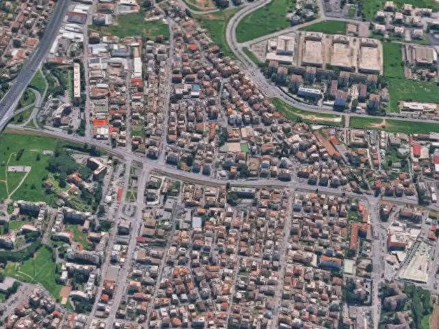 Immagine 13 di Appartamento in vendita  in Via dell'Airone a Roma