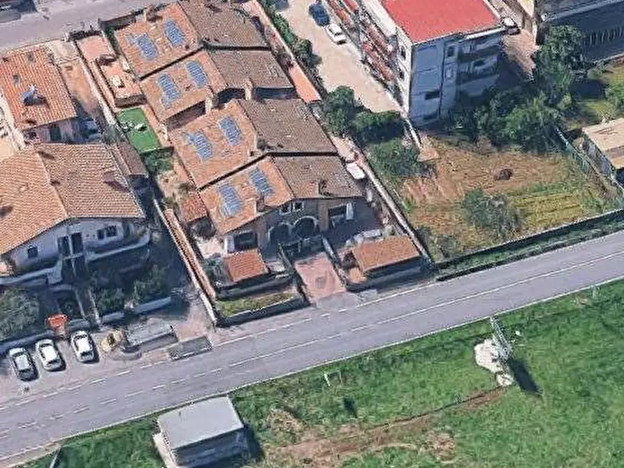 Immagine 11 di Casa indipendente in vendita  in Via Borghesiana a Roma