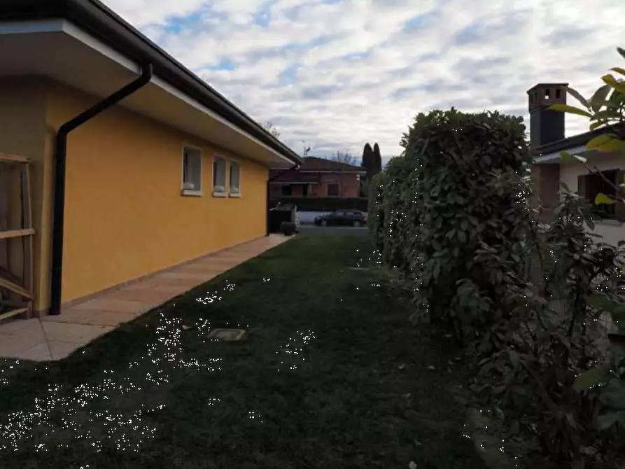 Immagine 15 di Villetta a schiera in vendita  in via Romagna a Porcia