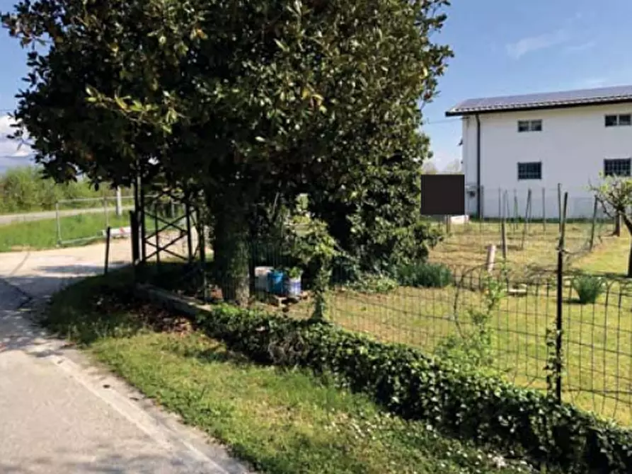Immagine 3 di Porzione di casa in vendita  in Via Vallonto II a Fontanelle