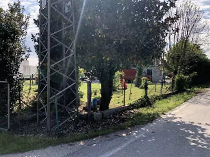 Immagine 4 di Porzione di casa in vendita  in Via Vallonto II a Fontanelle