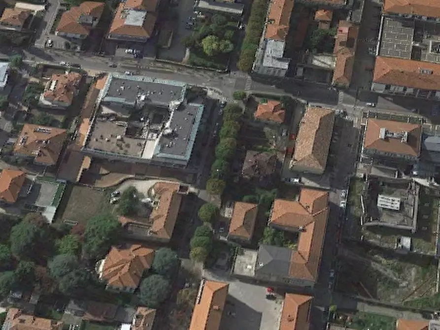 Immagine 2 di Negozio in vendita  in Galleria Nazioni Unite a Vittorio Veneto